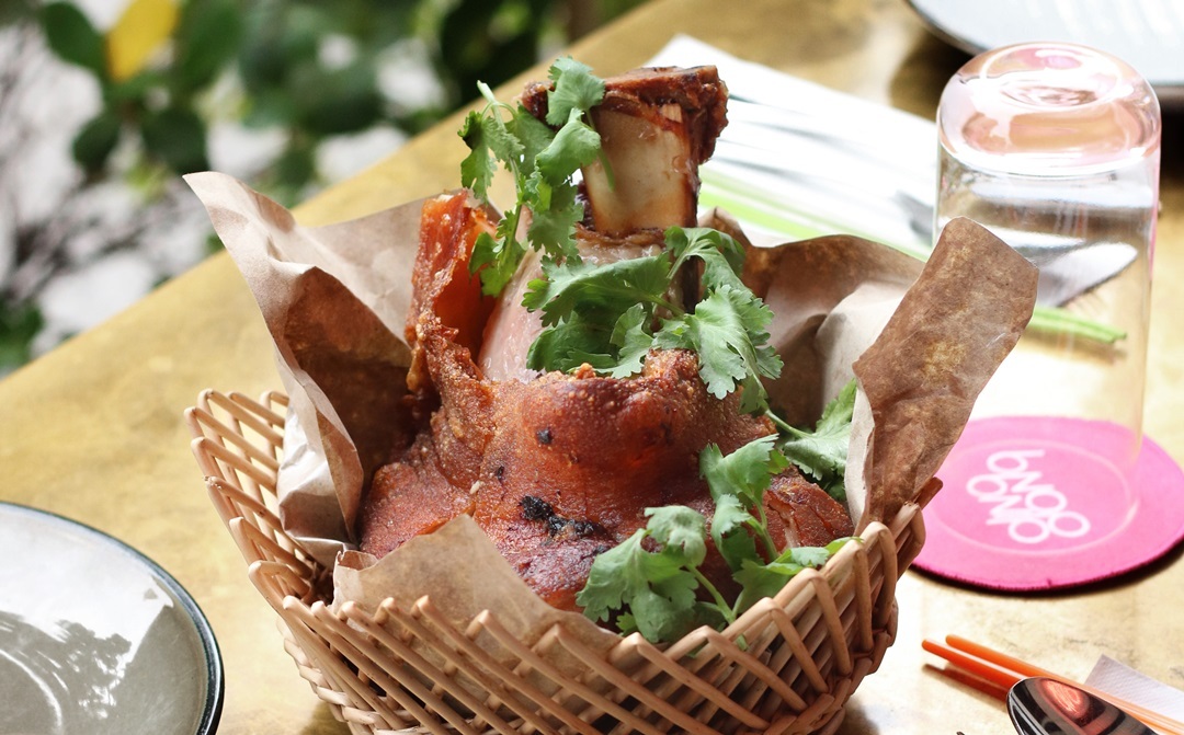 Crispy pork trotter