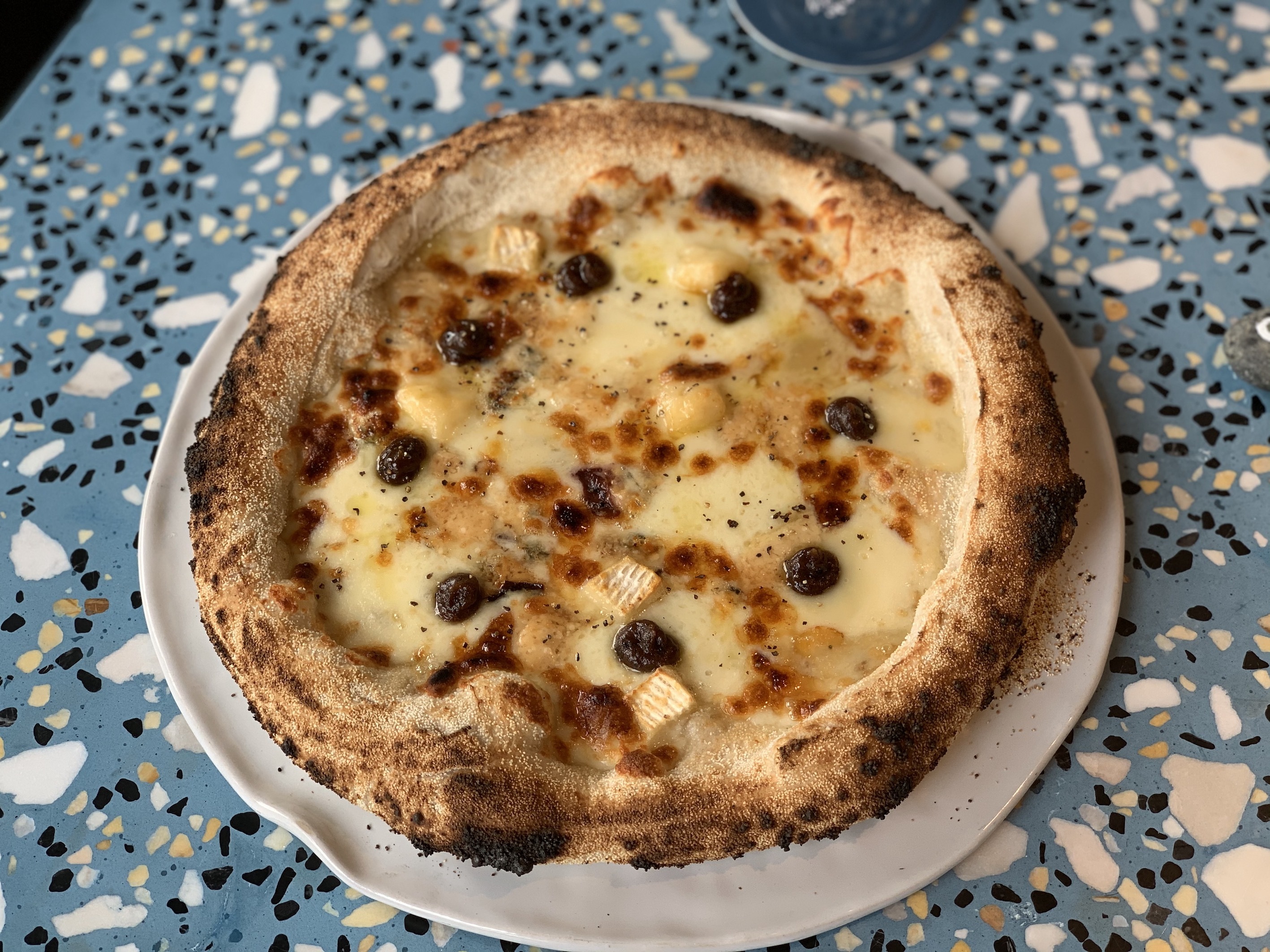 8 Cheeses pizza