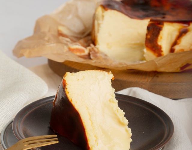 Burnt cheesecake