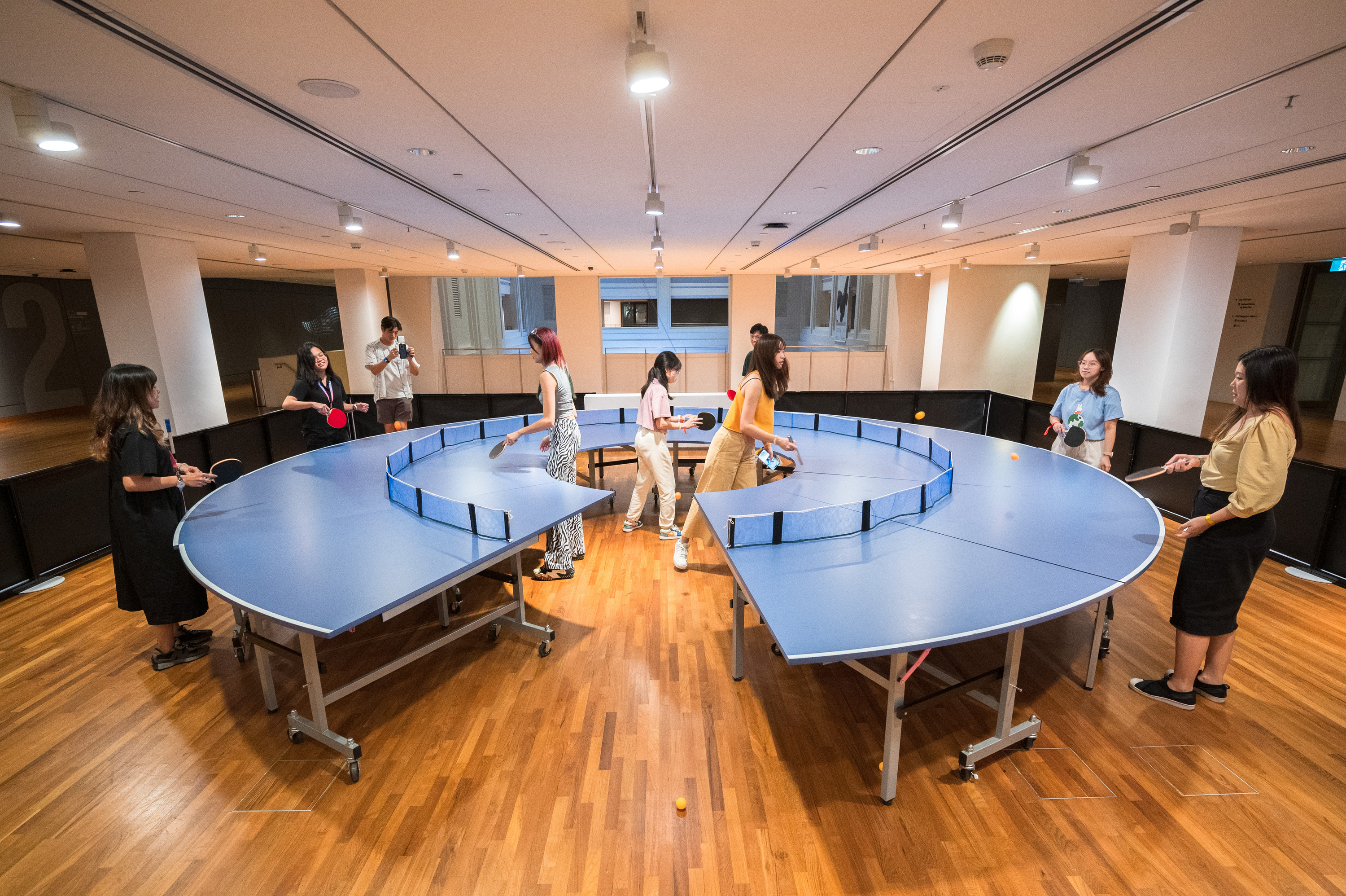 Ping-Pong Go Round by Lee Wen