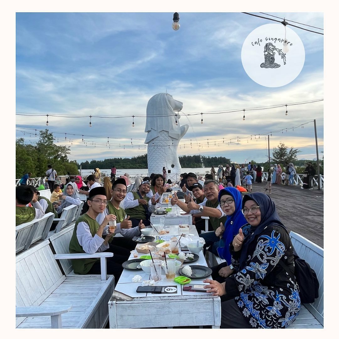 Cafe Singapore in Bontang, Indonesia