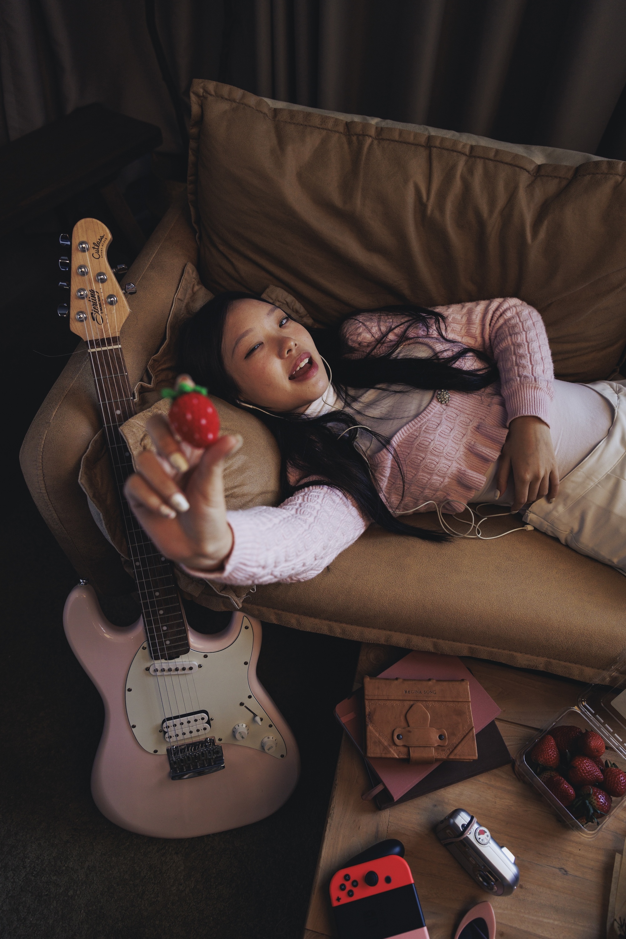  Regina Song