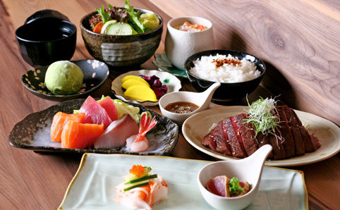 Standing Sushi Bar