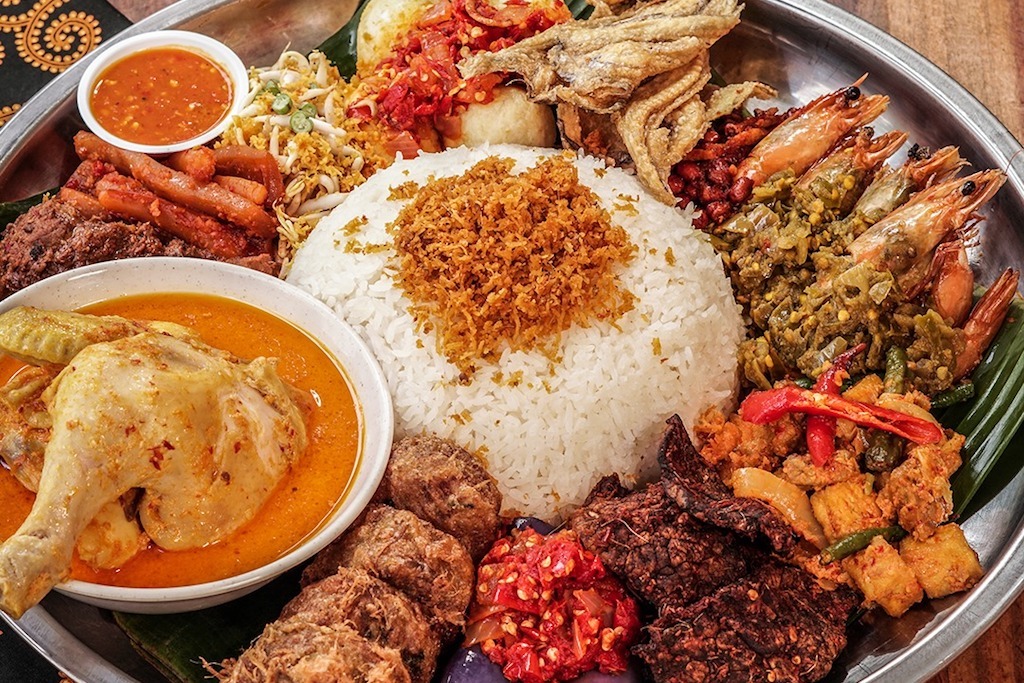 nasi ambeng