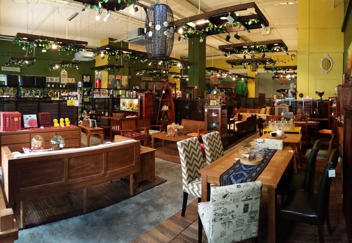 Wihardja Furniture Store
