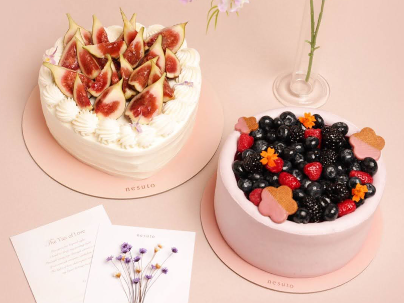 Nesuto Mother's Day fig shortcake and berry shortcake