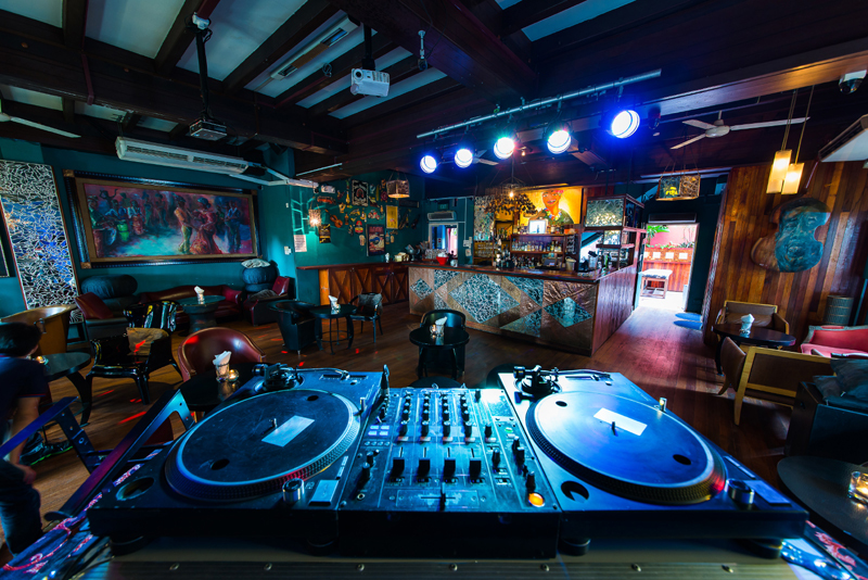 Blu Jaz Cafe