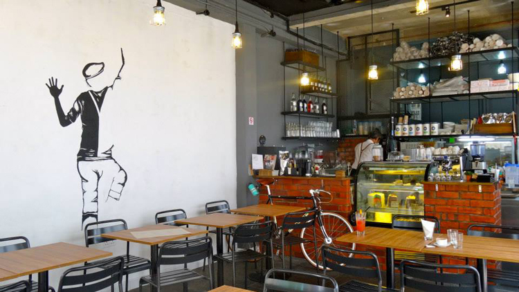 I Am cafe