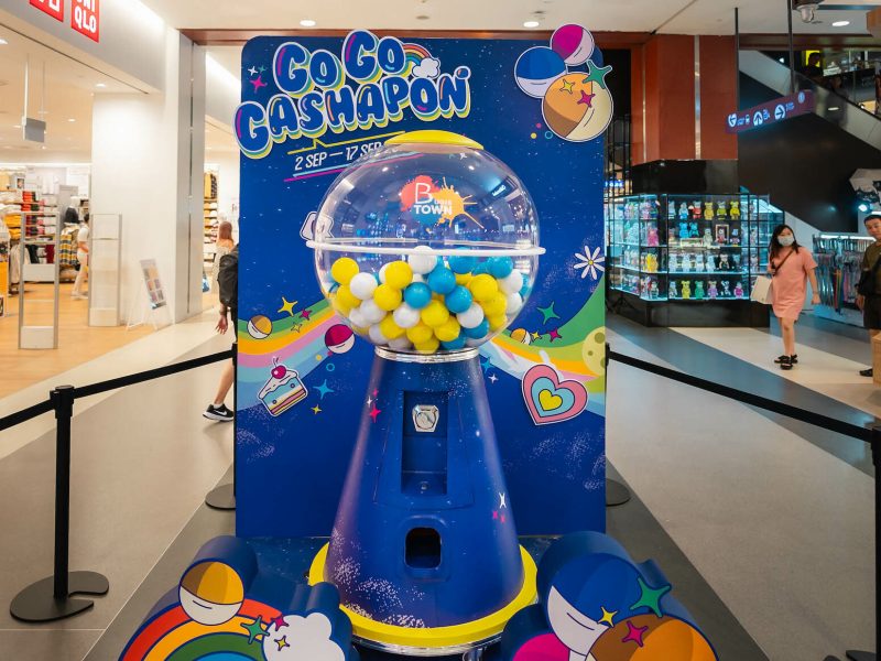 Gashapon machine at Bugis