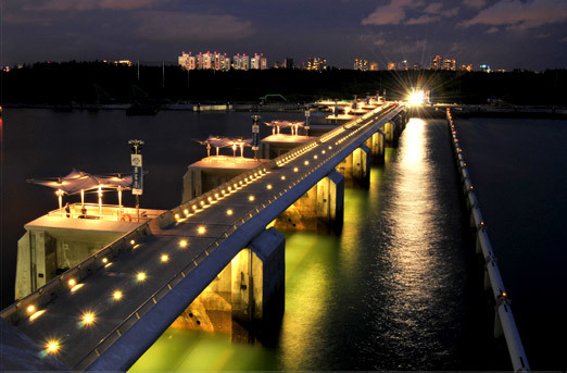 Marina Barrage