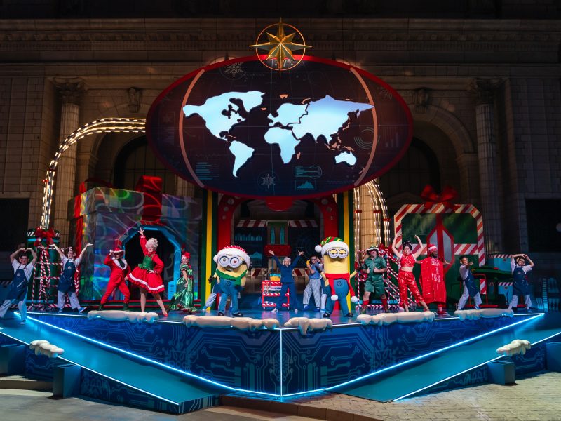 A Universal Christmas 2023