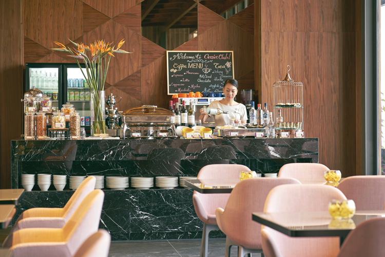 Oasia Hotel Downtown, Singapore - The Club Lounge