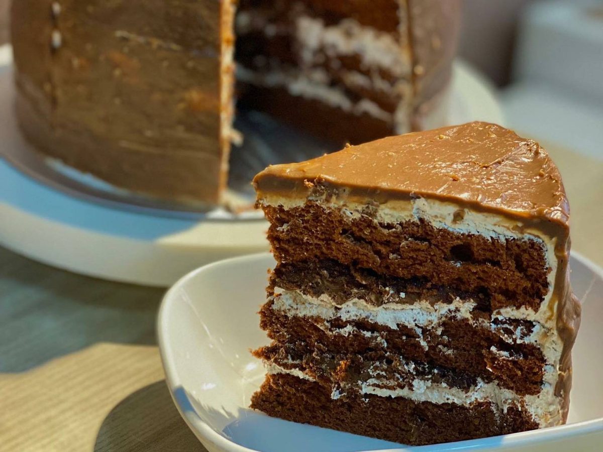 Julie Bakes